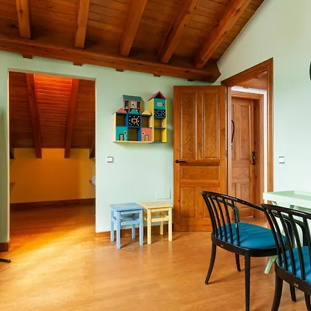 Chalet Leo