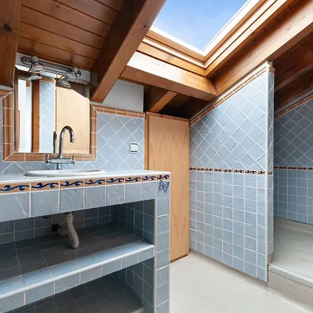 Chalet Leo *